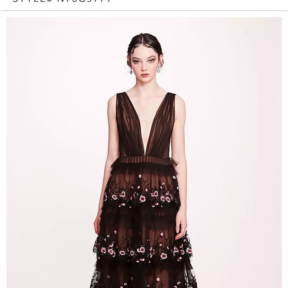 Chic Black Floral Maxi Dress